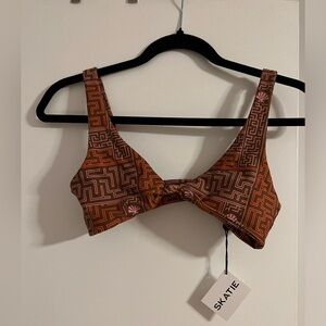 Skatie Penny Top - Bonita